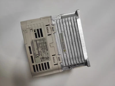 Atuador Linear Siemens FUJI Step Yaskawa Mitsubishi Delta Fanuc Panasonic Sgm7j-04afc6e SGD7s-2r8a00A002 Servo Motor Elétrico DC ou AC Híbrido